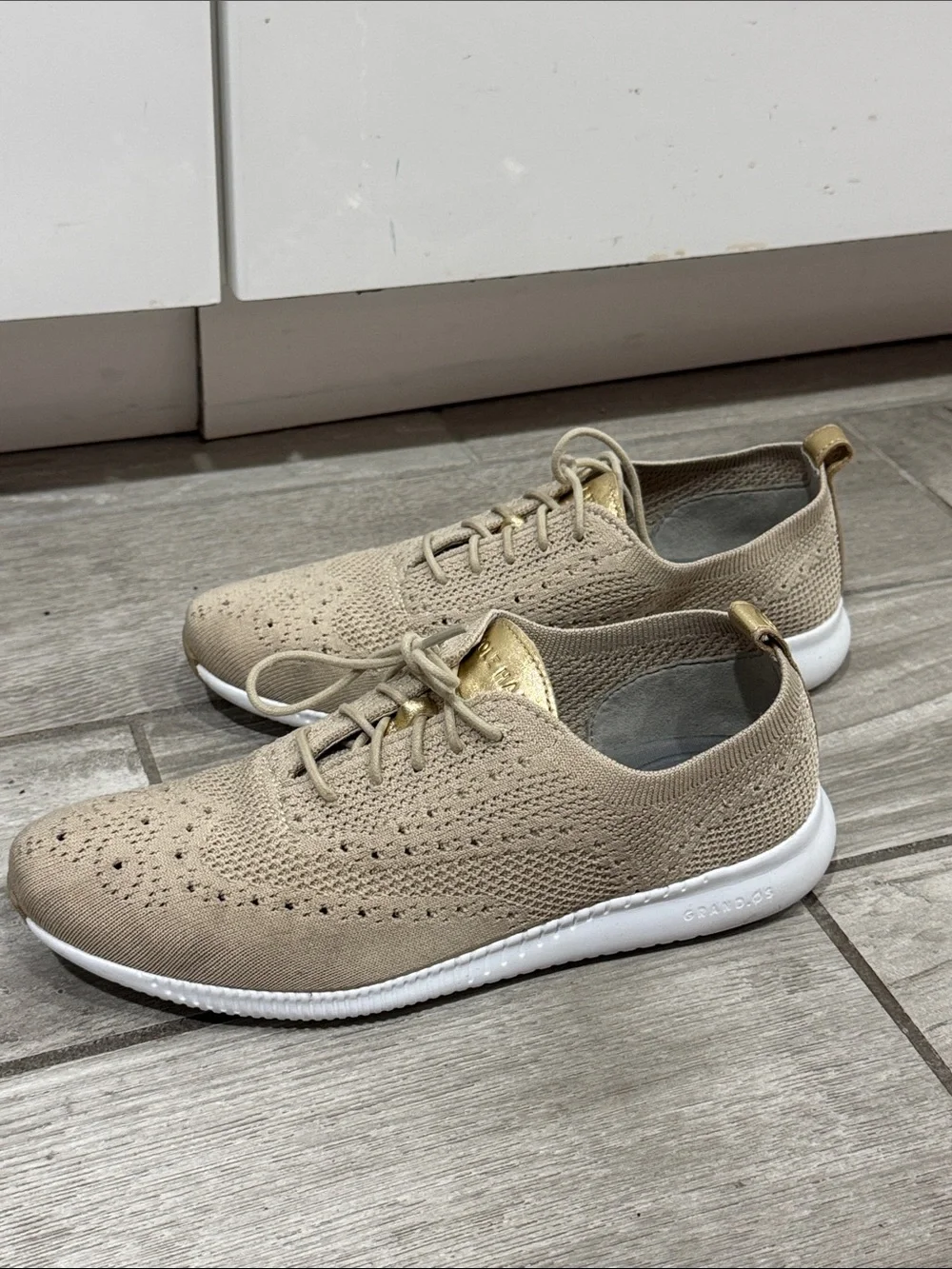 Cole Haan Original grand Stitchlite Knit Brogue Sneakers Women’s 8.5 Beige